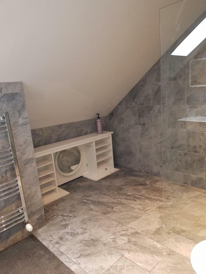 89 Clerk Street Apartment Loanhead Екстериор снимка