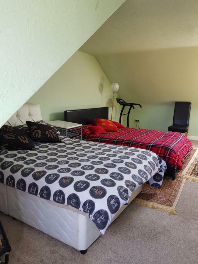 89 Clerk Street Apartment Loanhead Екстериор снимка