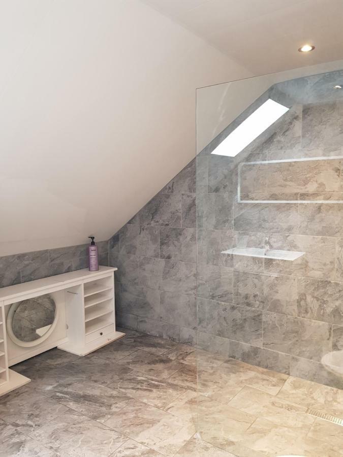 89 Clerk Street Apartment Loanhead Екстериор снимка