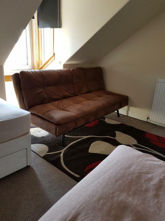 89 Clerk Street Apartment Loanhead Екстериор снимка
