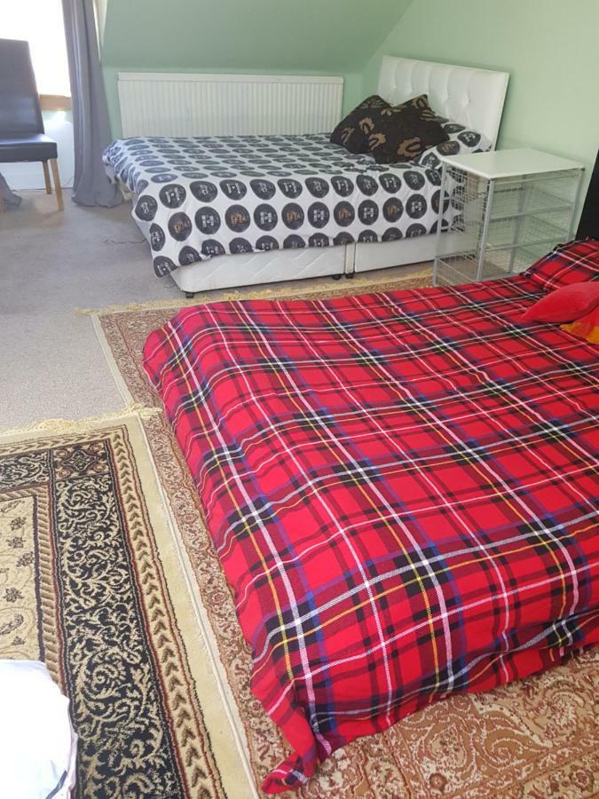 89 Clerk Street Apartment Loanhead Екстериор снимка